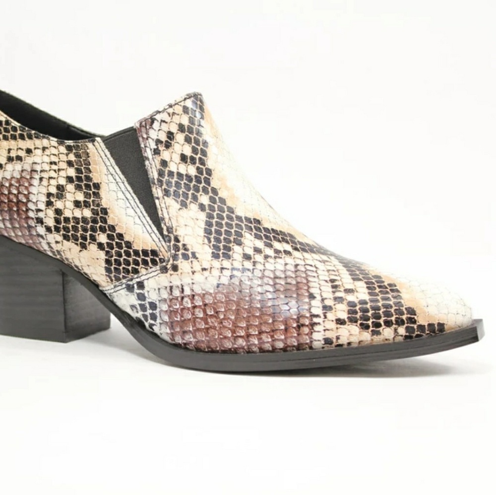 ARider Girlš“Snakeskin Booties - Picture 5 of 8